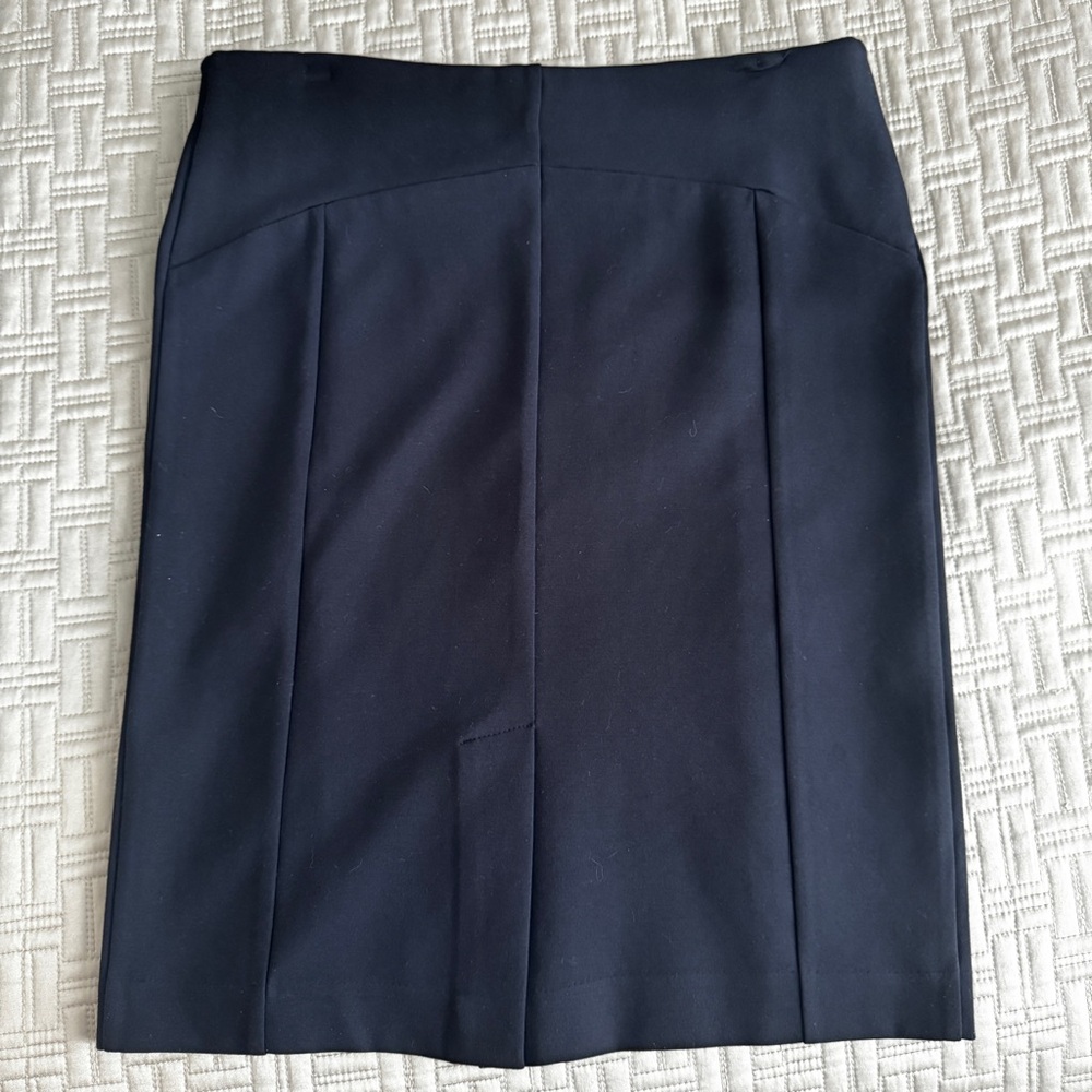 Ann Taylor Classic Ponte Navy Skirt - Picture 2 of 8
